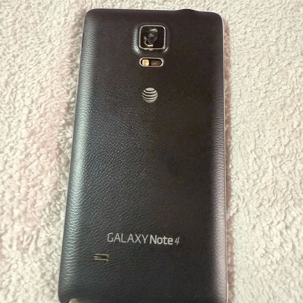 Samsung Smartphone Bundle with Accessories
